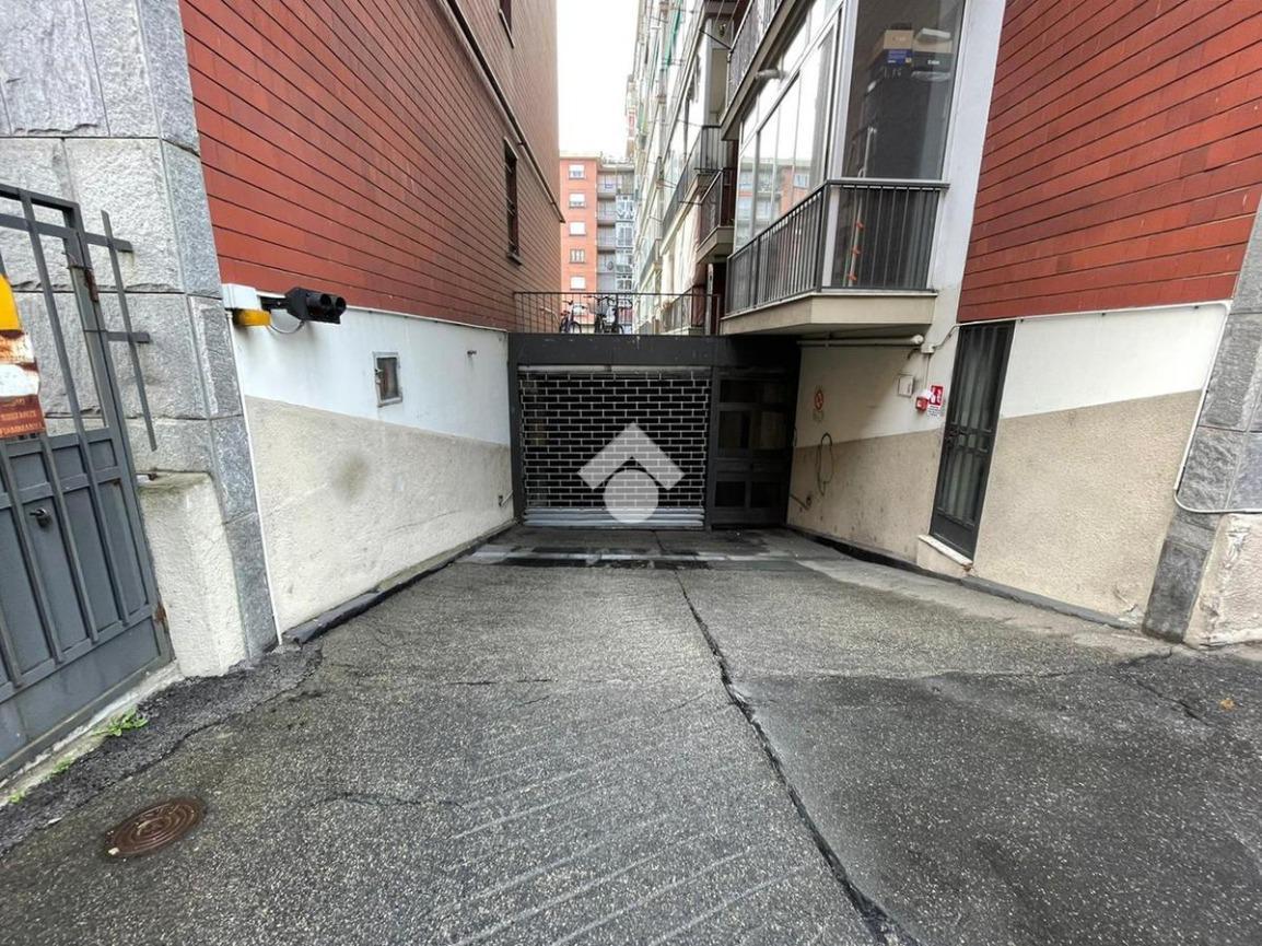 Magazzino in Via Albenga 11, Torino - Foto 1
