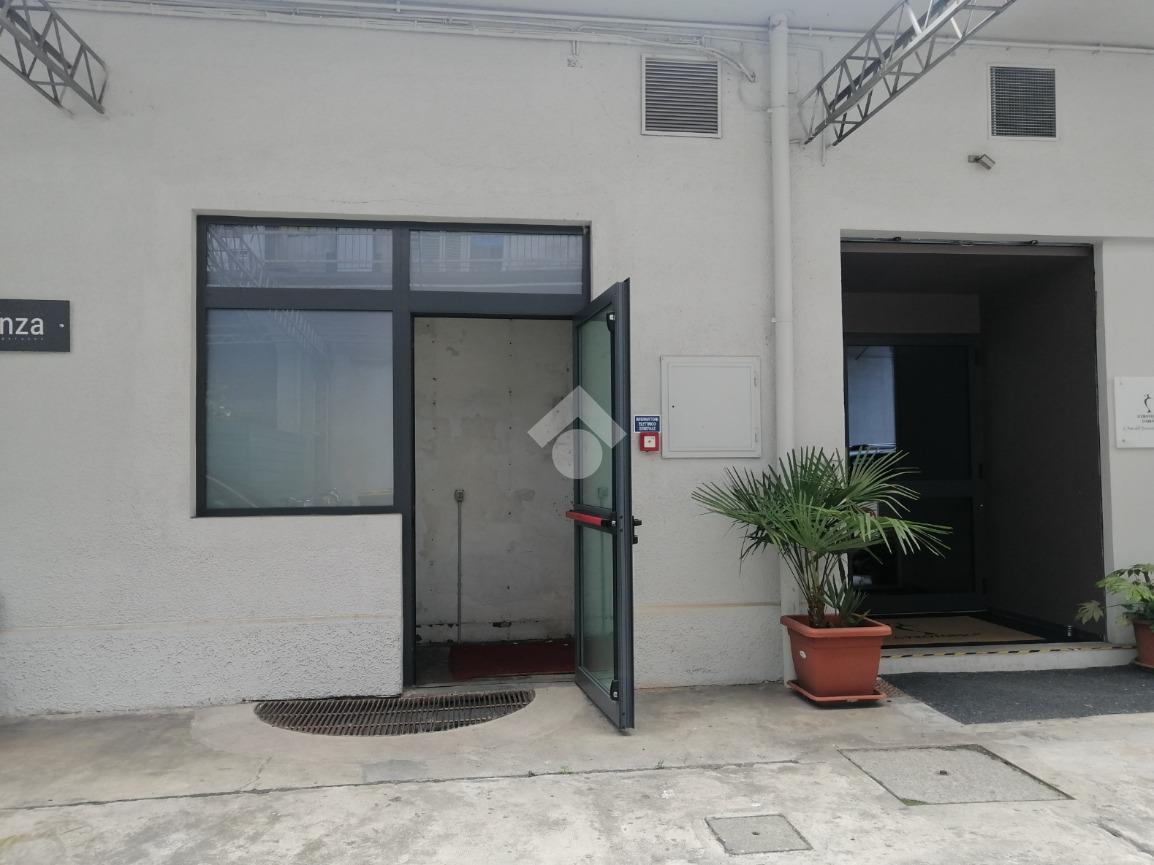 Magazzino in Via Belfiore 24, Torino - Foto 1