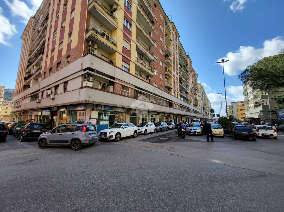 Negozio in Via Lepanto 81, Napoli - Foto 1