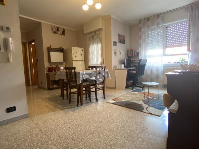 2-room flat in Via Napoli 46, Grugliasco - Photo 1