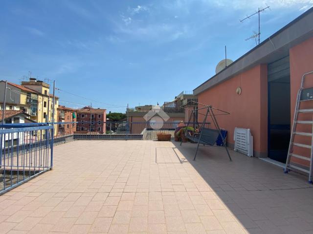 4-room flat in Via della Ghiara 95, La Spezia - Photo 1