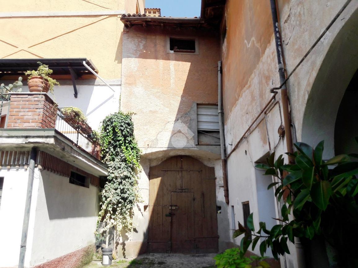 Casa indipendente in vendita a Palazzolo Sull'Oglio