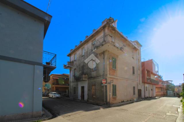 Villa in Via R. Felicioni 51, Roseto degli Abruzzi - Foto 1