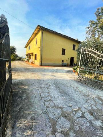 Country house or cottage, Quarrata - Photo 1