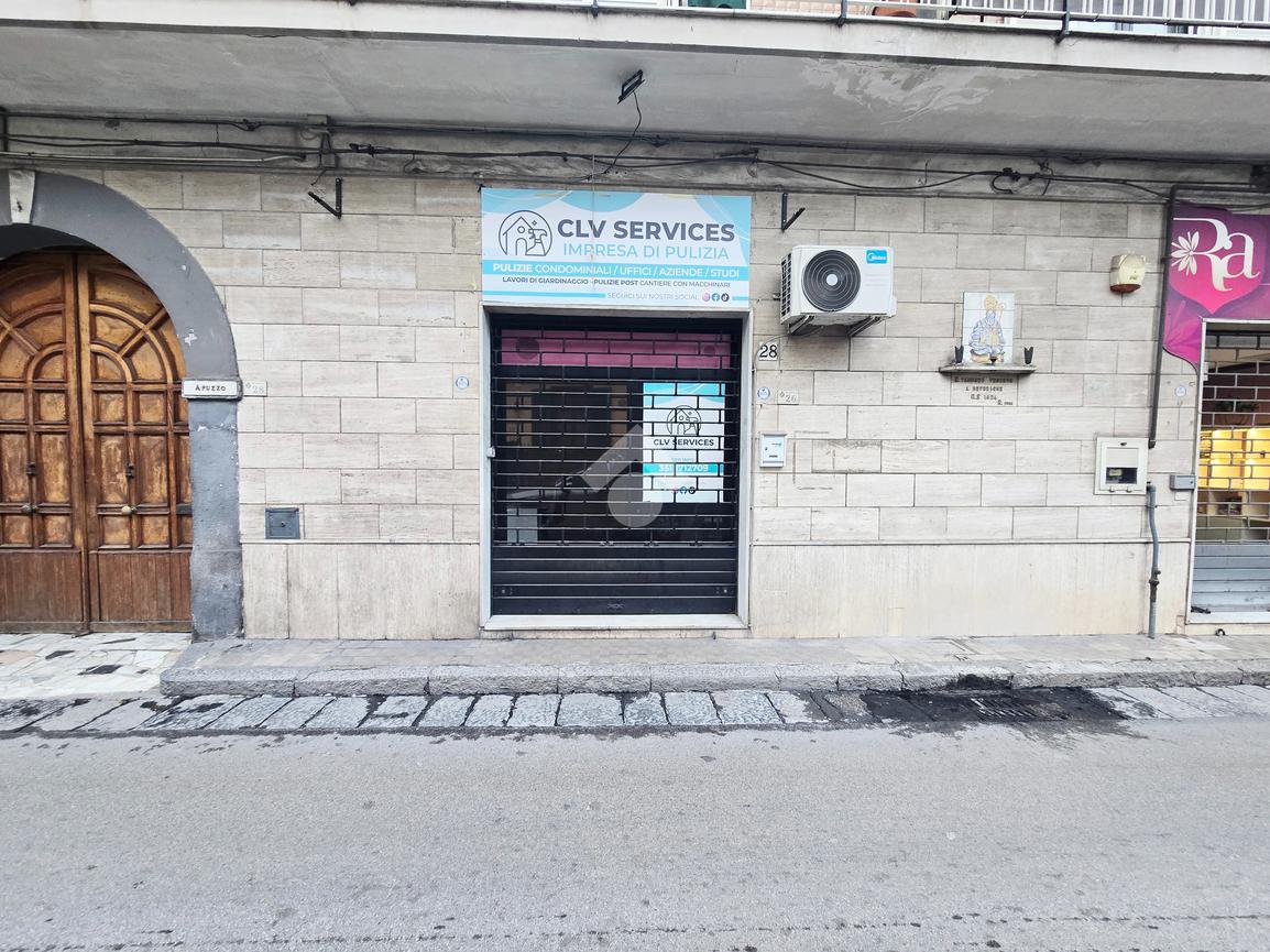 Negozio in Via San Pietro 28, Pomigliano D'Arco, {3} - Foto 1