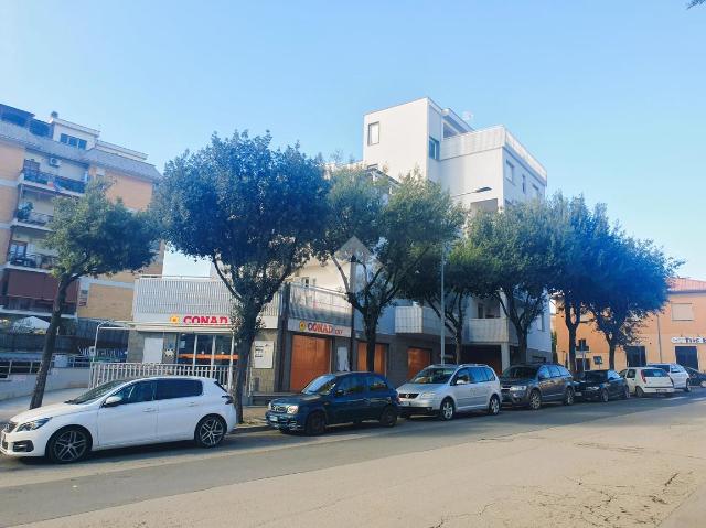 Boxen in Viale Igea, Tarquinia - Foto 1