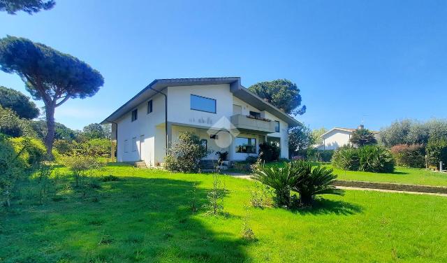 Mansion in {3}, Tarquinia Marina Velca Golf 1 - Photo 1