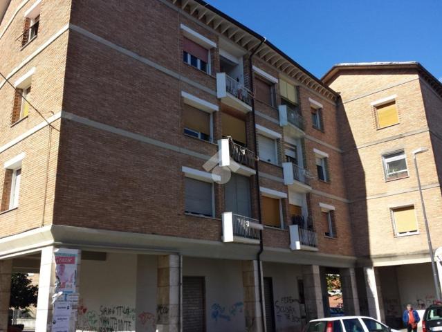 Trilocale in Via U.Zanotti Bianco 2, Avellino - Foto 1