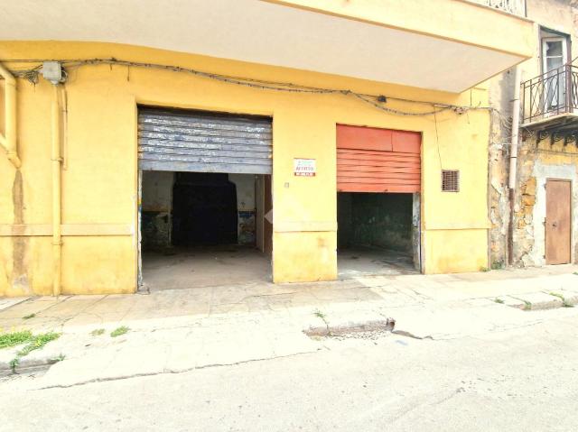 Magazzino in Via Brancaccio 148, Palermo - Foto 1