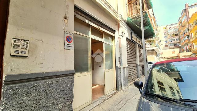 Shop in Via Filippo De Lignamine 56, Palermo - Photo 1