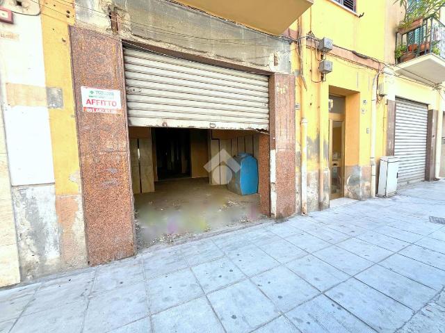 Magazzino in Via Domenico Lancia di Brolo 85, Palermo - Foto 1