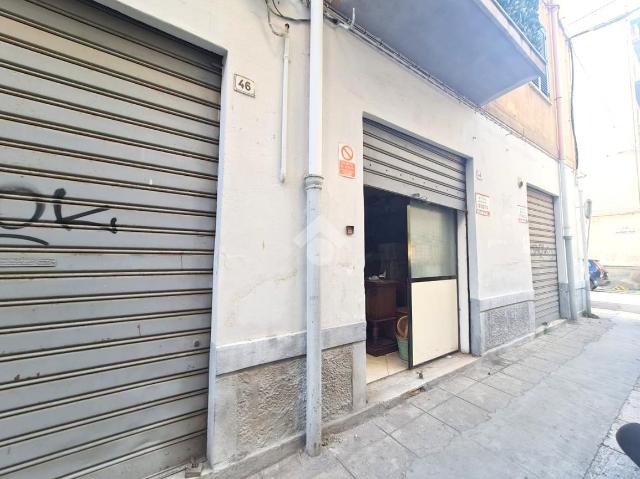 Warehouse in Via Filippo De Lignamine 46, Palermo - Photo 1