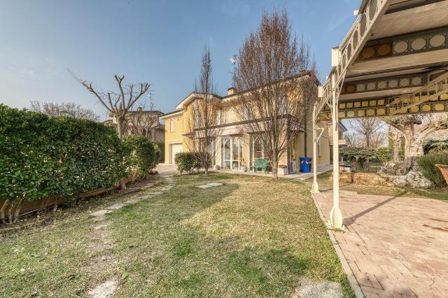 Villa in Via Beltrami 10, Carpi - Foto 1