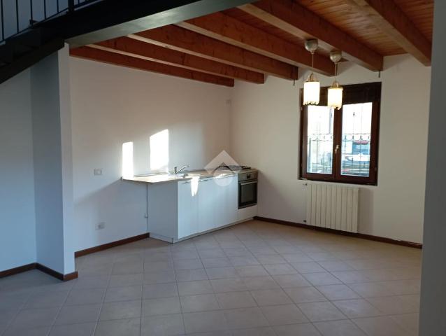 2-room flat in Via Gian Battista Rubini 20, Caravaggio - Photo 1