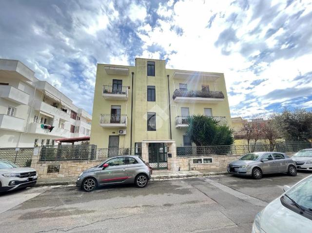 Trilocale in Viale Cadamosto 4, Brindisi - Foto 1