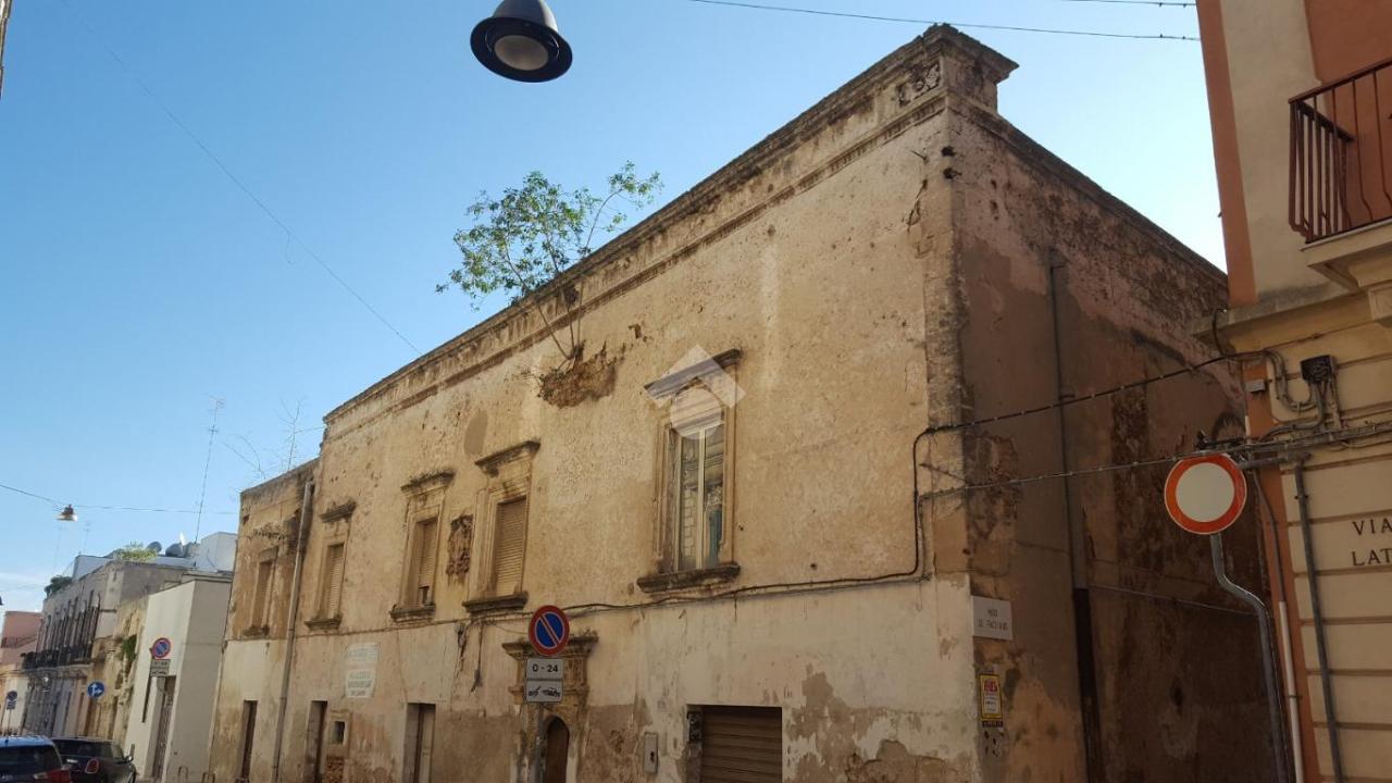 Casa indipendente in vendita a Brindisi