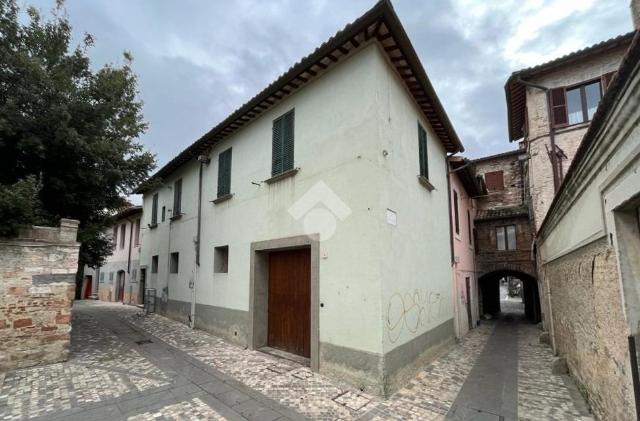 Casa indipendente in Via delle Vergini 10, Foligno - Foto 1