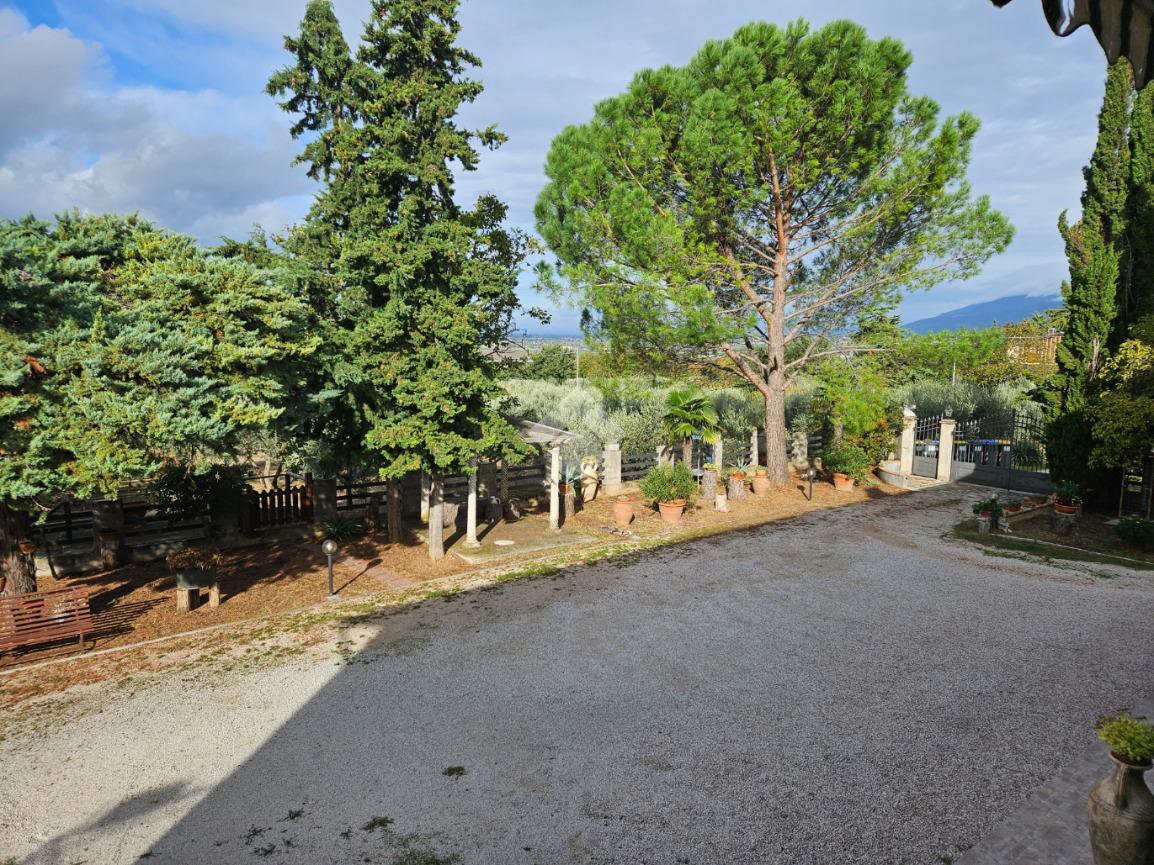 Villa in vendita a Trevi