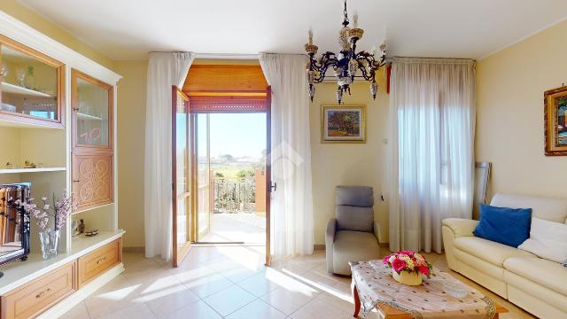 4-room flat in Via Benvenuto Cellini 17, Brindisi - Photo 1