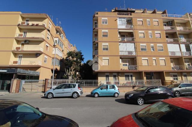 Dreizimmerwohnung in Via Bezzecca 12, Brindisi - Foto 1