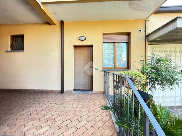 One-room flat in Via Ortigara 11, Desio - Photo 1