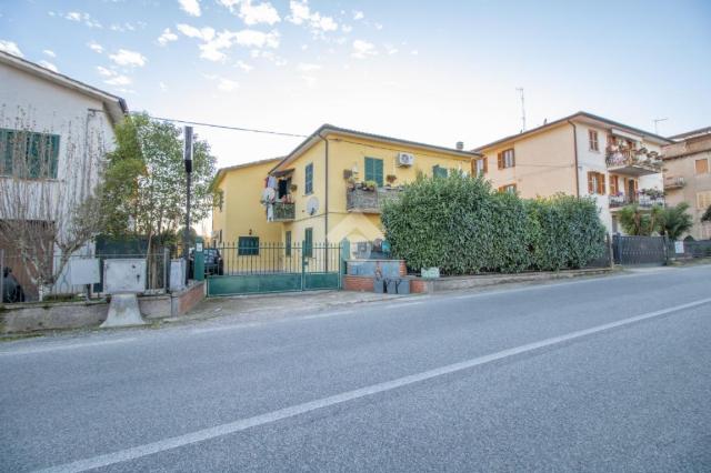 3-room flat in Via Lambruschina Sud 72, Stimigliano - Photo 1