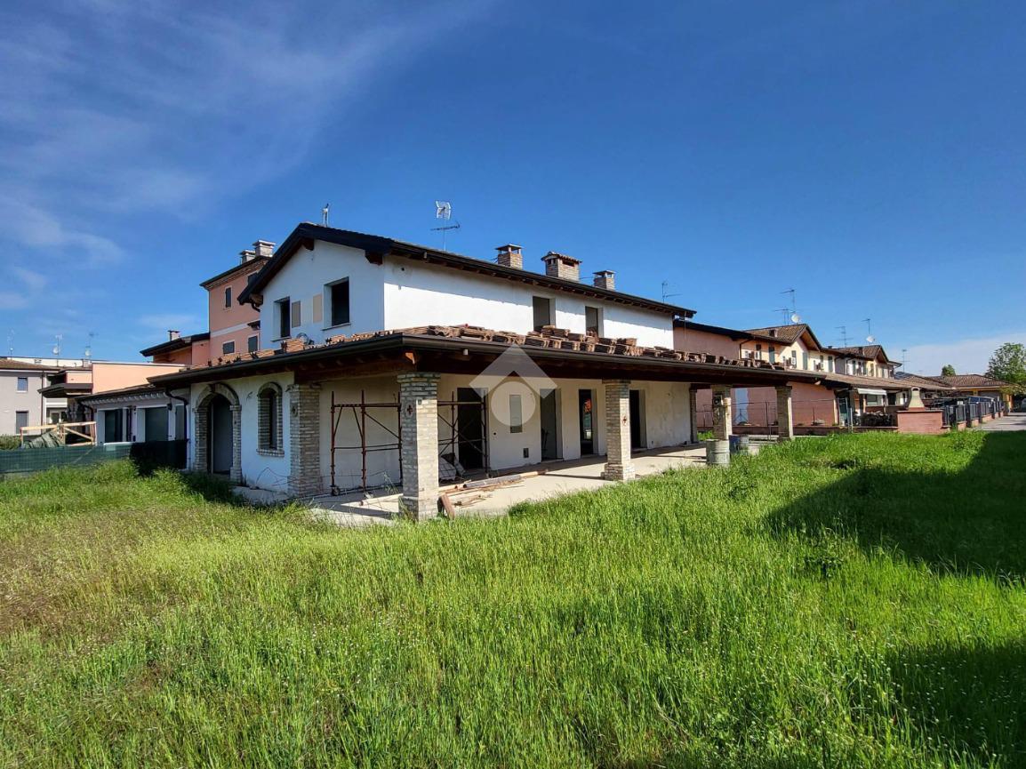 Villa a schiera in vendita a Piubega