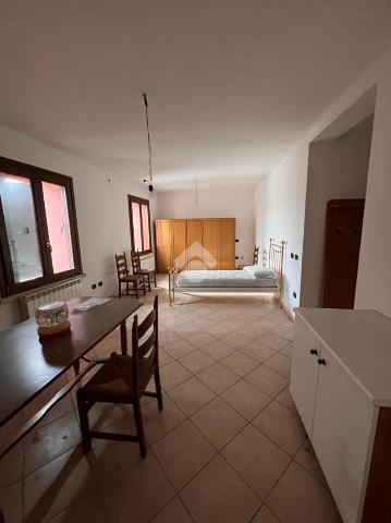 One-room flat in {3}, - Photo 1