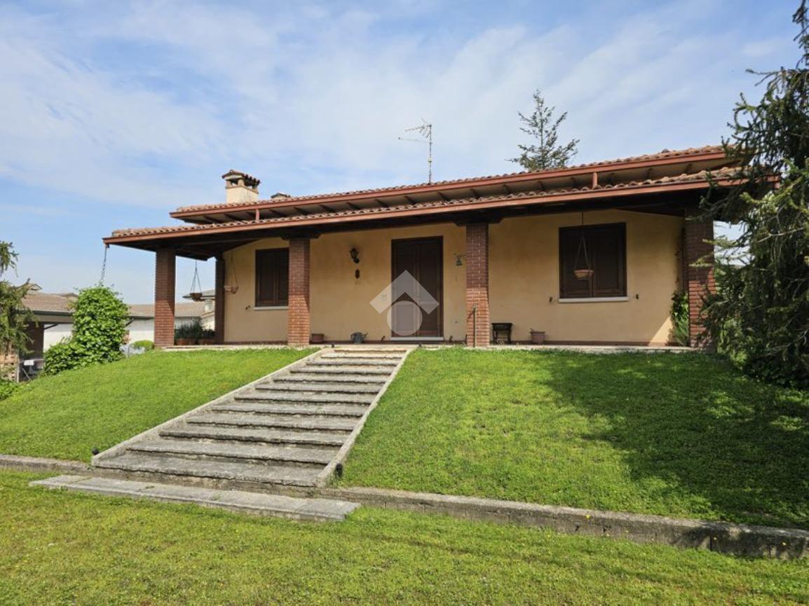Villa in vendita a Casaloldo