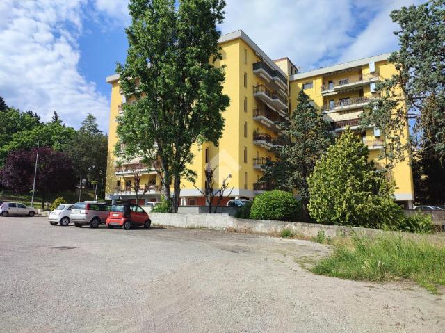 Vierzimmerwohnung in Via Luigi Settembrini 18, Corciano - Foto 1