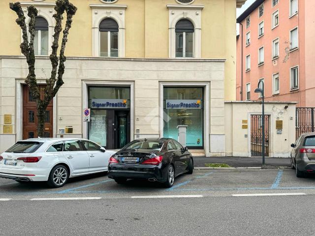 Geschäft in Via Solferino 30, Brescia - Foto 1