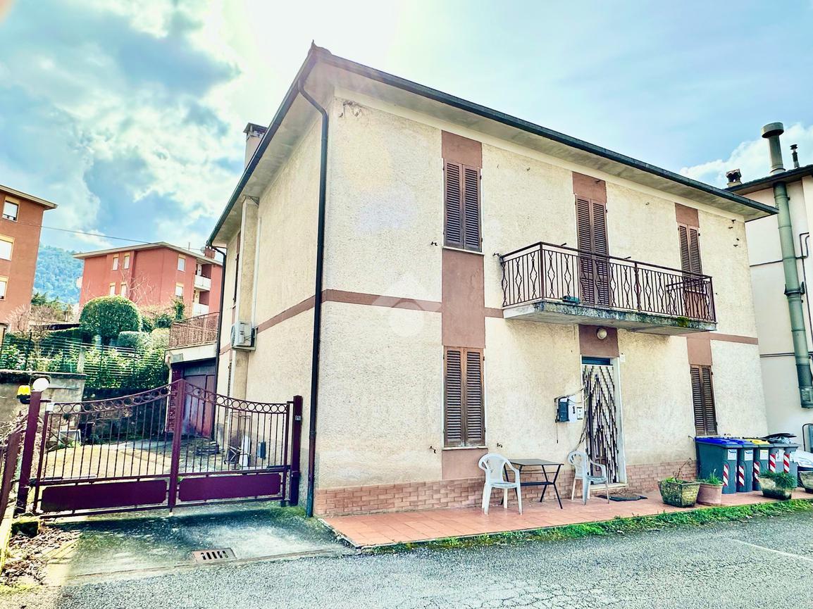 Casa indipendente in vendita a Spoleto