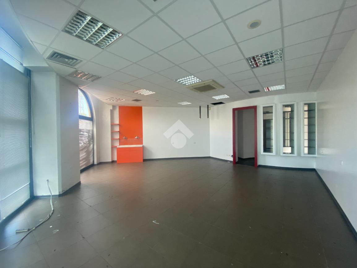 Ufficio in Via Donatori di Sangue 11, Castiglione Delle Stiviere, {3} - Foto 1