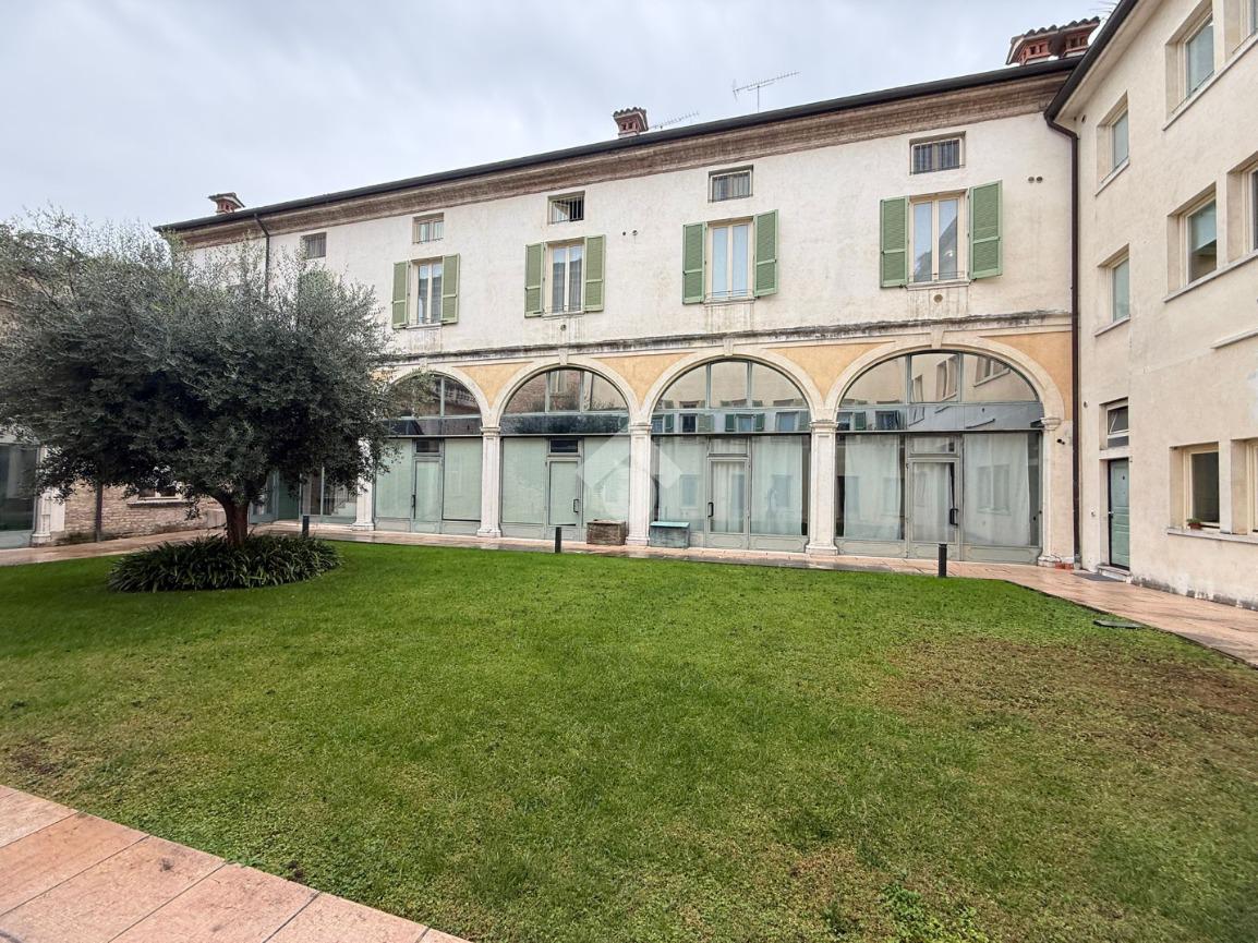 Ufficio in Via Zanardelli 151, Castiglione Delle Stiviere, {3} - Foto 1