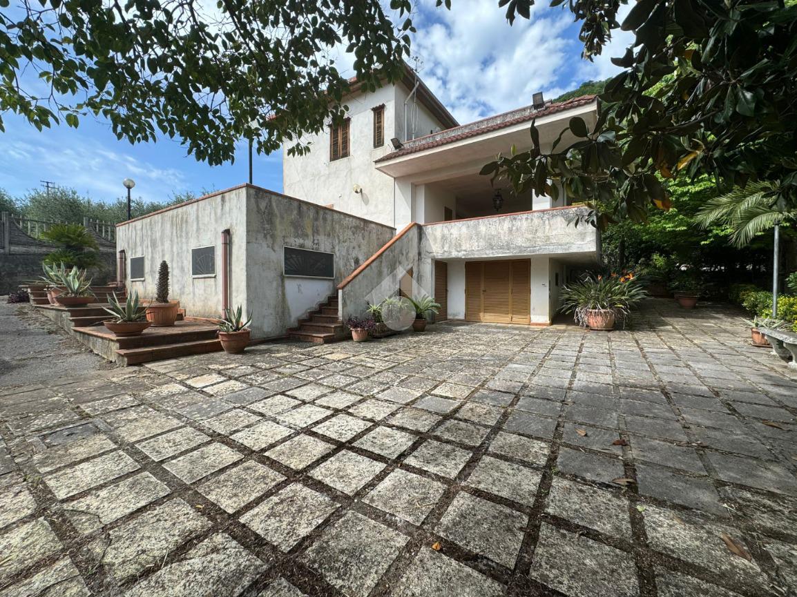 Villa in vendita a San Cipriano Picentino