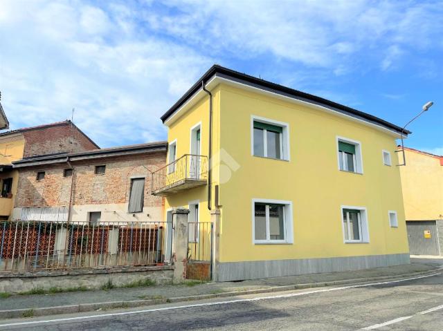 Detached house in Str. Acqui 101, Alessandria - Photo 1