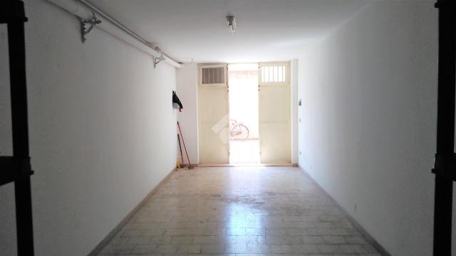 Garage or car box in Via Orto Sdanga 104, Manfredonia - Photo 1