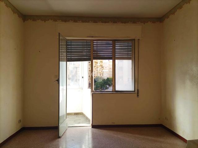 Dreizimmerwohnung in Via Gustavo Roccella 74, Palermo - Foto 1