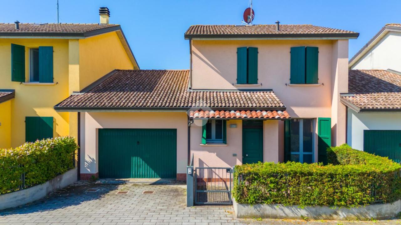 Villa a schiera in vendita a Bagnolo In Piano