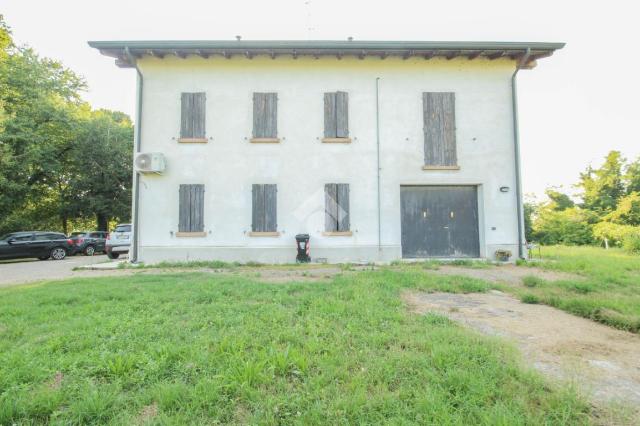 Detached house in Via Reggio 33, Correggio - Photo 1