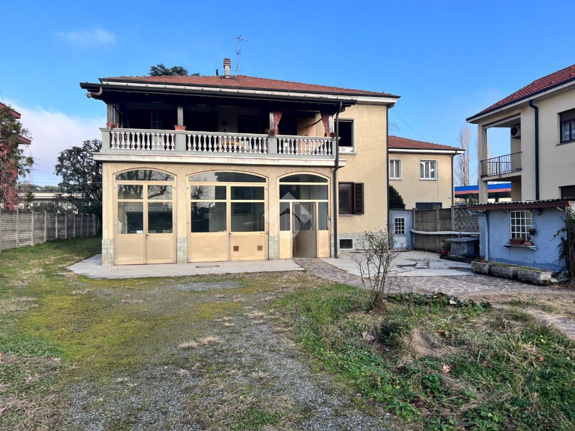 Villa in vendita a Varedo