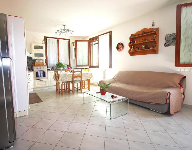 Vierzimmerwohnung in Via Iotti 62, Imola - Foto 1