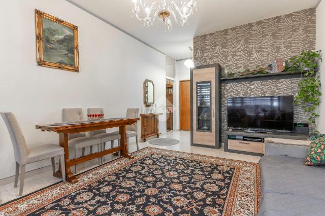 2-room flat in Largo Risorgimento 9, Trezzano sul Naviglio - Photo 1