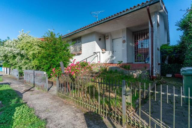 Villa in Via Boschetto 21, Trezzano sul Naviglio - Foto 1