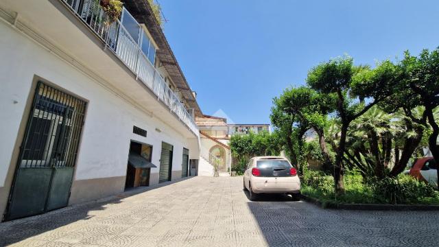 4-room flat in Via XXXI Maggio 48, Frattamaggiore - Photo 1