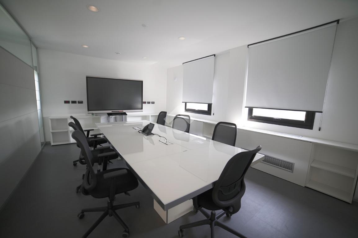 Ufficio in Via F. Turati 111, Cerro Maggiore, {3} - Foto 2