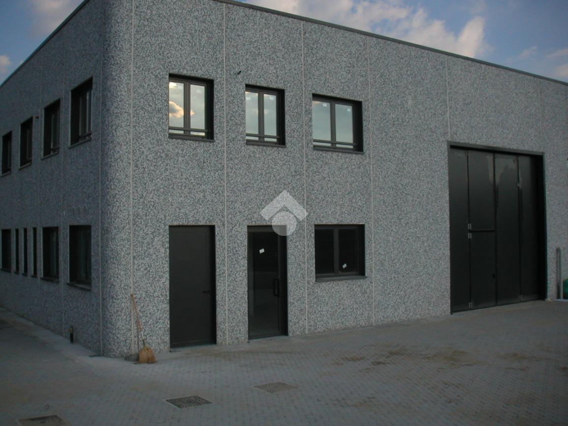 Capannone in Via dell'Industria 1, Buscate, {3} - Foto 1