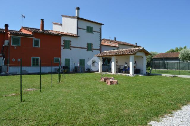 Detached house in Via di Pozzale, Chiesina Uzzanese - Photo 1