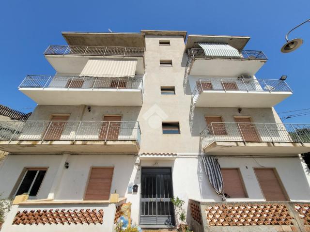 4-room flat in Via Mortara, Reggio di Calabria - Photo 1