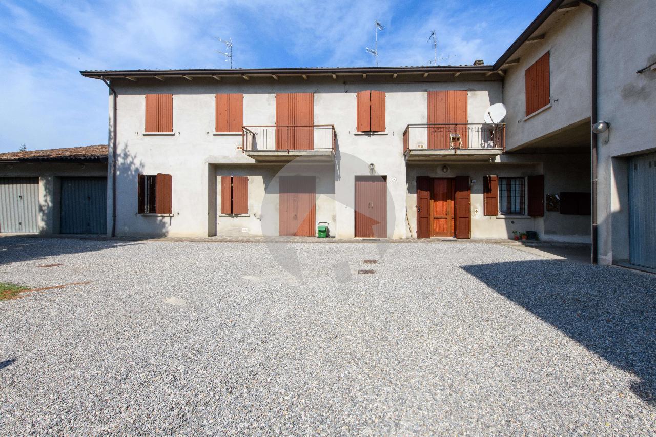 Porzione di casa in vendita a Reggio Emilia